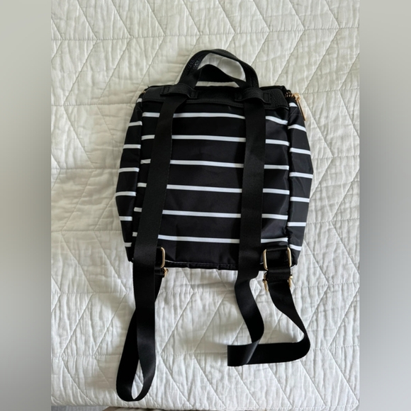 Mini backpack/purse - Picture 2 of 3